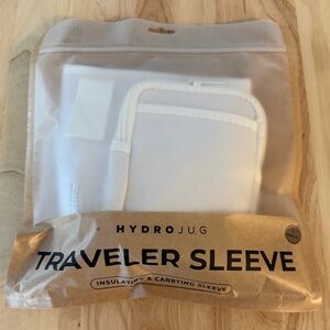 New HydroJug Traveler Sleeve in Cream